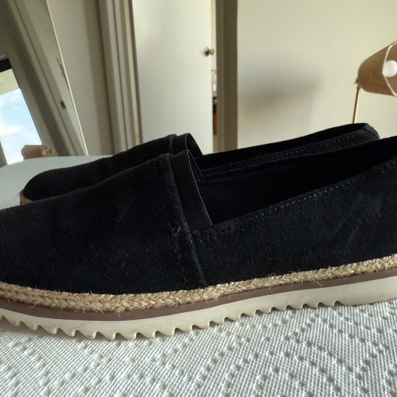 Clarks Black Suede Slip-Ons - Picture 3 of 5